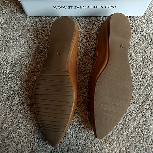 FLATS - Picture 3 of 4